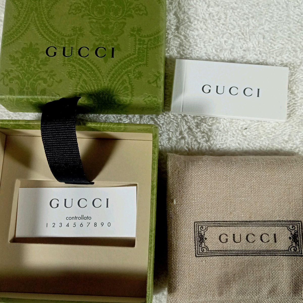GUCCIの箱・ギャランティカード・保存袋・外箱